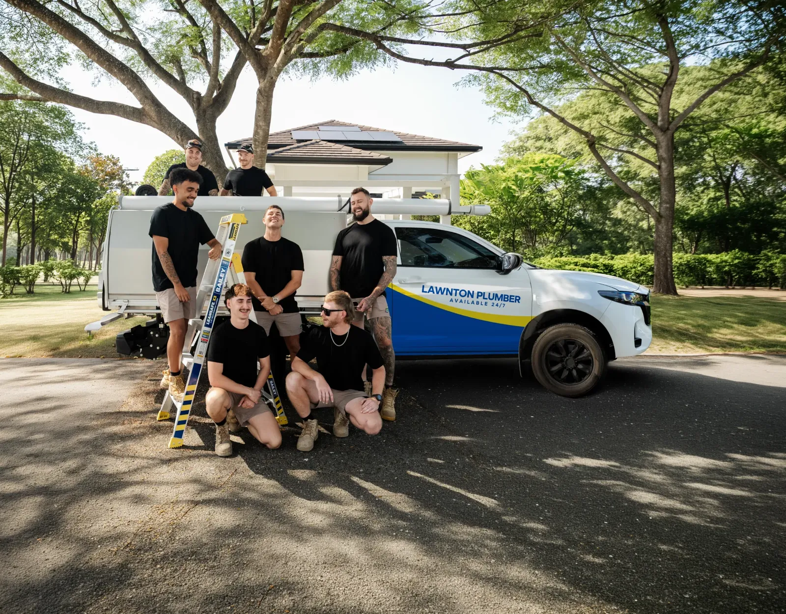 Lawnton Plumber ute and team